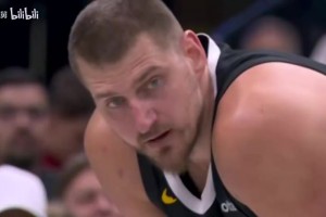 徐靜雨前幾天暴怒：掘金要把湖人擠下來(lái)了，杜蘭特?fù)毂阋肆耍?>
<span></span>
<p>徐靜雨前幾天暴怒：掘金要把湖人擠下來(lái)了，杜蘭特?fù)毂阋肆耍?/p>
</a>
</div>
<div   id=